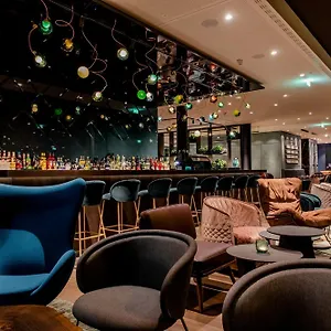 Hotel One Stuttgart-hauptbahnhof, Estugarda